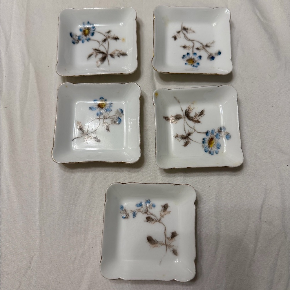 Floral Square Ceramic Dish Set - White and Blue